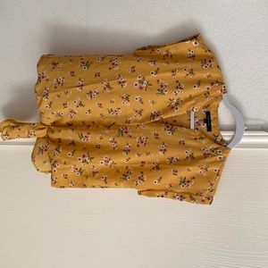 Blouse yellow with flowers